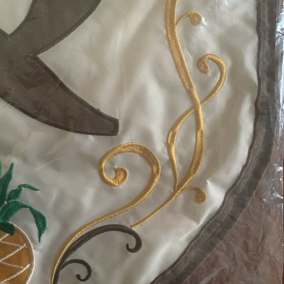 letter Q Garden Flag 13"x18" double applique fade resistant NEW Americana - Picture 9 of 9